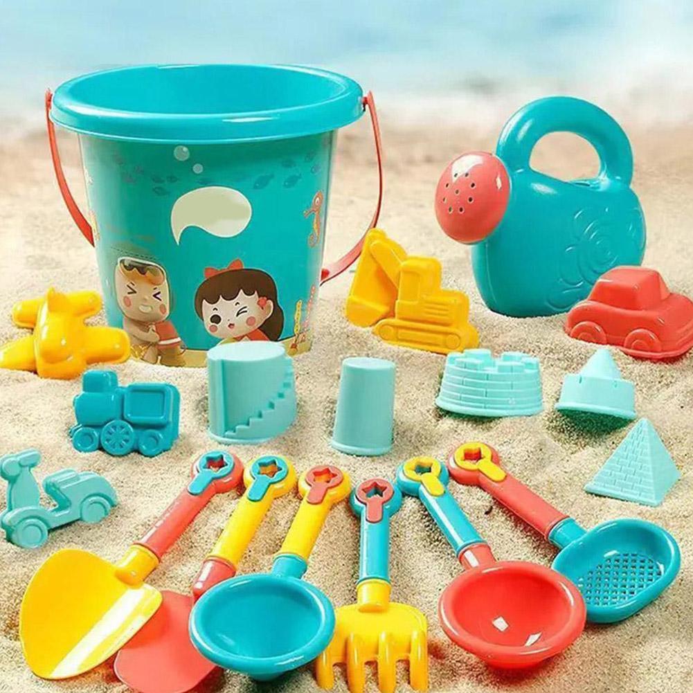 Set di giocattoli da spiaggia  - Kinetic Sand Mold recensione e prezzo